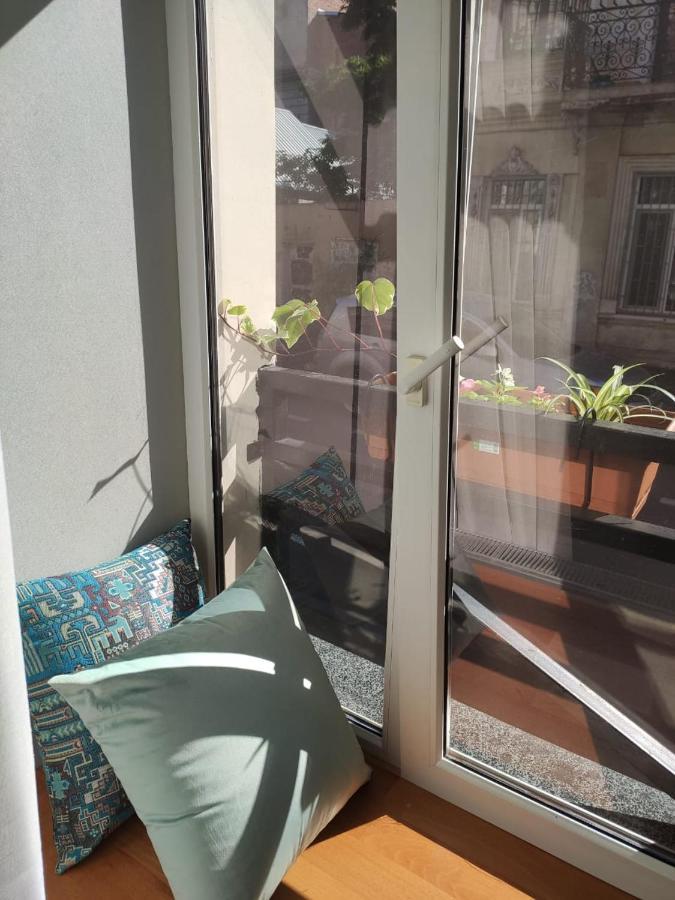 Qin Boutique Hotel Tbilisi ภายนอก รูปภาพ